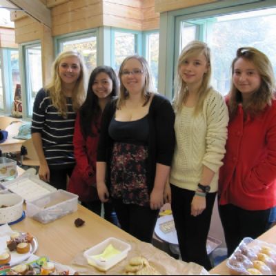 Cake sales for Kenya school appeal